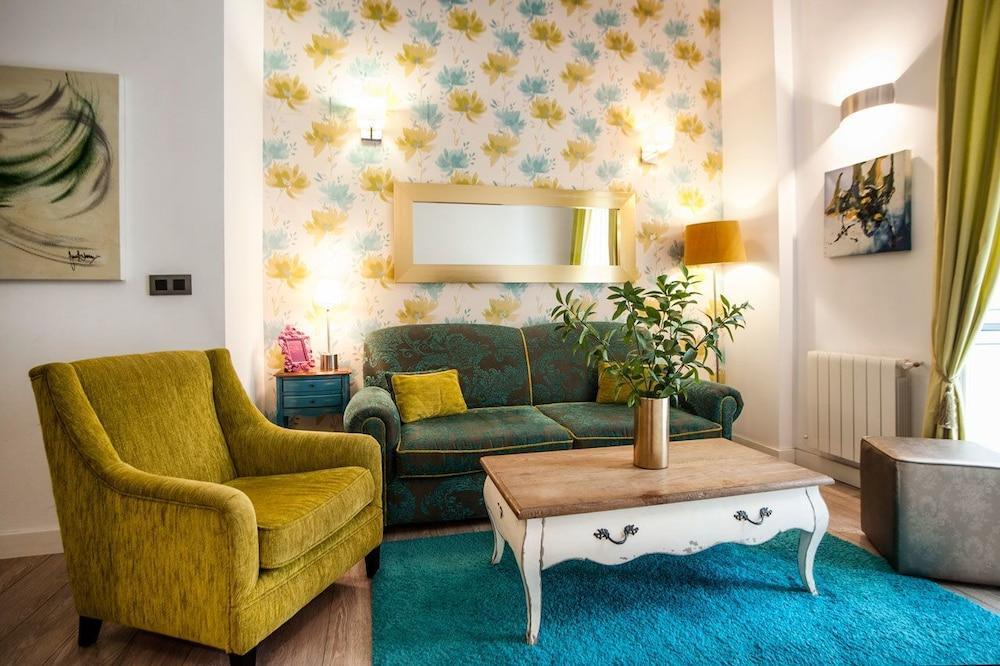 Singular Siete Revueltas Apartment Seville Luaran gambar