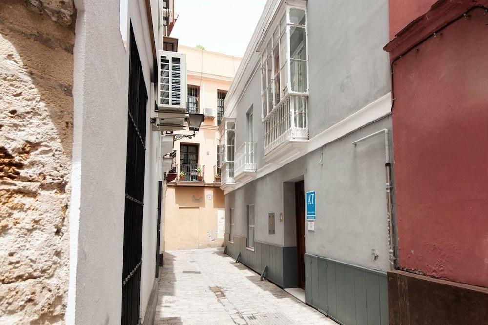 Singular Siete Revueltas Apartment Seville Luaran gambar